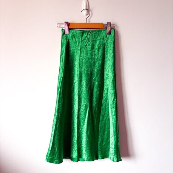 Aritzia Babaton Midi Satin Slip Skirt Glow Green Size 00 - Picture 5 of 10